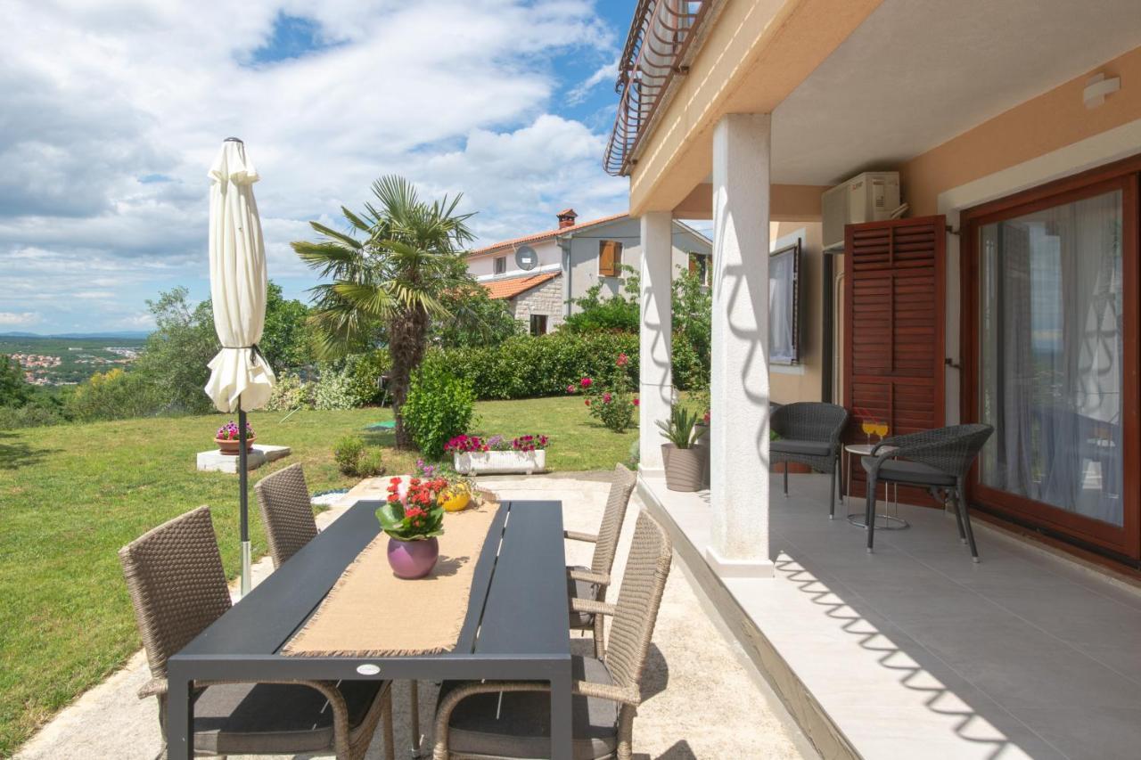 Apartment Alex Labin  Esterno foto