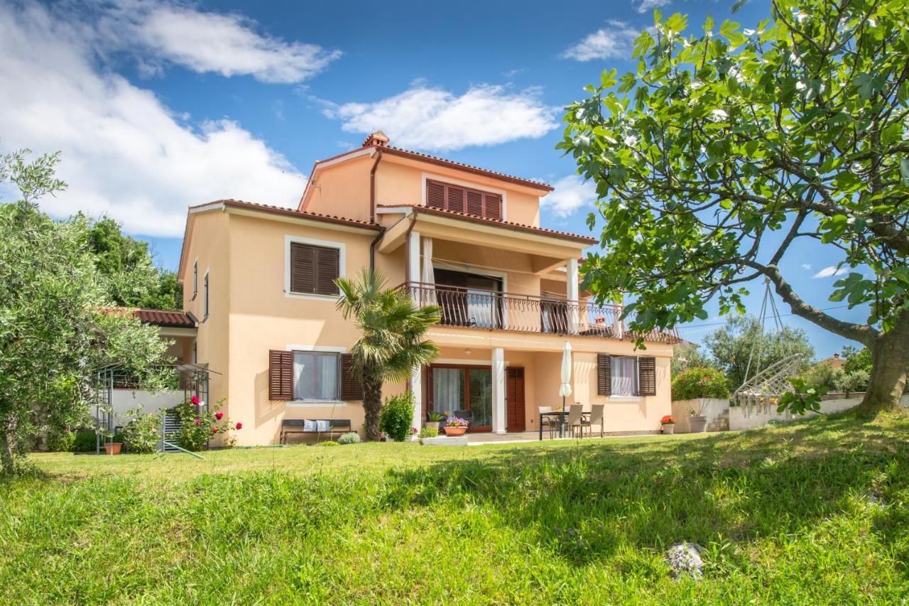 Apartment Alex Labin  Esterno foto